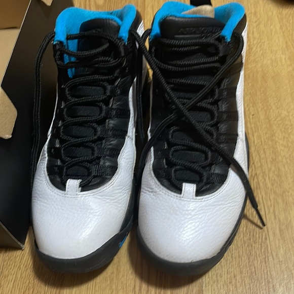 AIR JORDAN RETRO 10 WHITE/DARK POWDER BLUE-BLACK!
